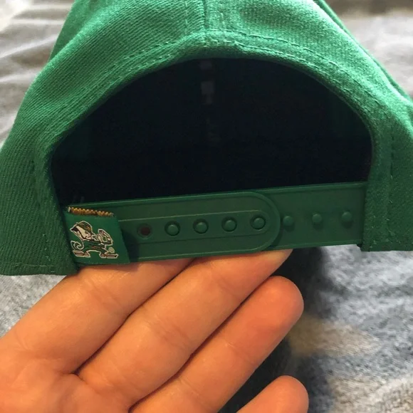 Notre Dame Fighting Irish Green New Era Baseball Cap One Size Fits Most NWD - Picture 6 of 11